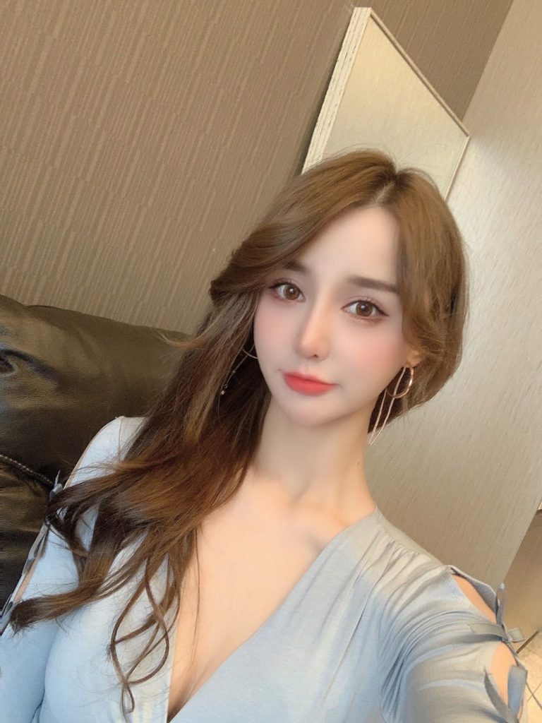 广州外围 女奴/女王相关配图