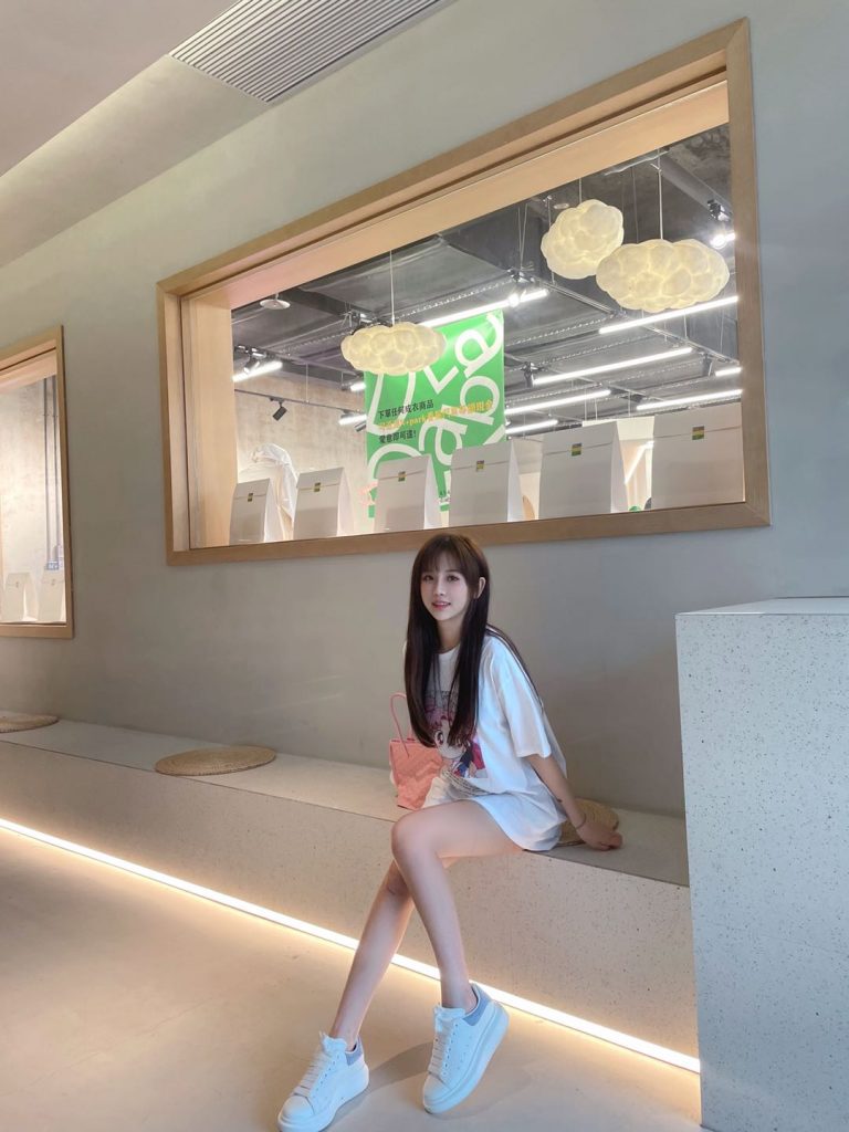 深圳外围 小红花相关配图