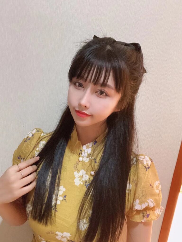 上海外围 哥特风美少女相关配图
