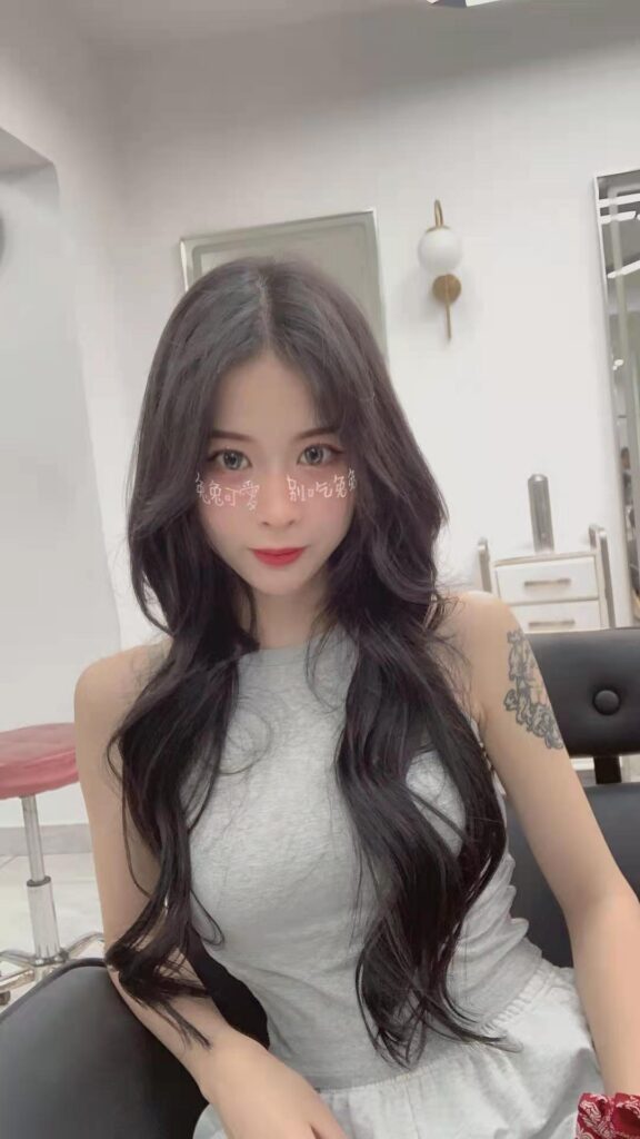 上海外围 爵士舞小妹妹相关配图