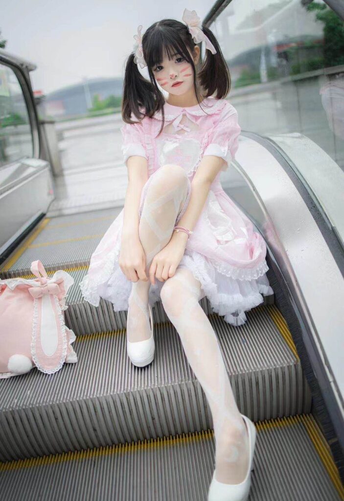 北京外围 ❤️cosplay洛丽塔。03相关配图