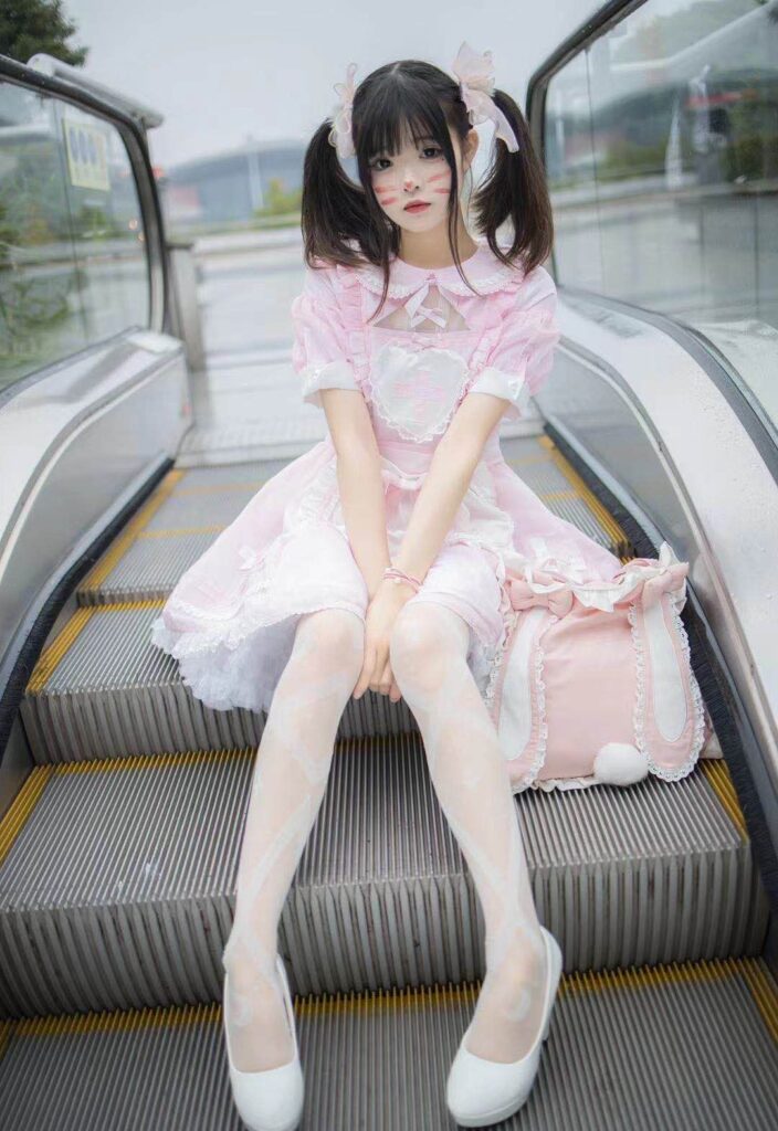 北京外围 ❤️cosplay洛丽塔。03相关配图