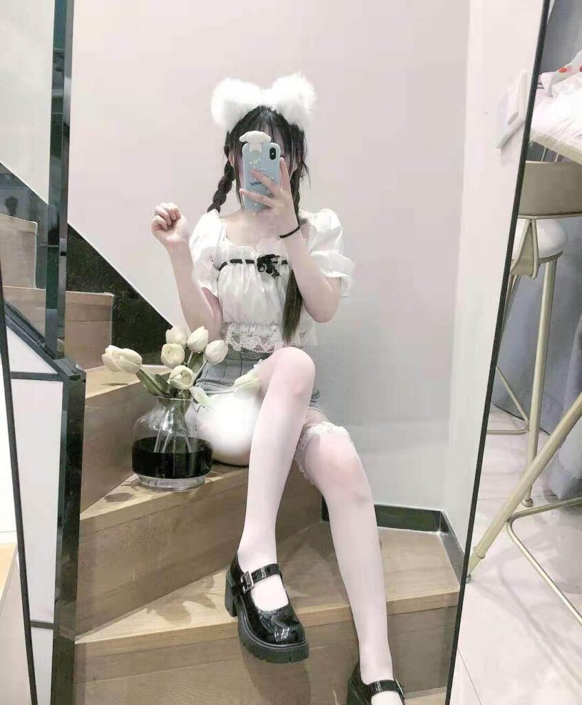 北京外围 ❤️cosplay洛丽塔。03相关配图