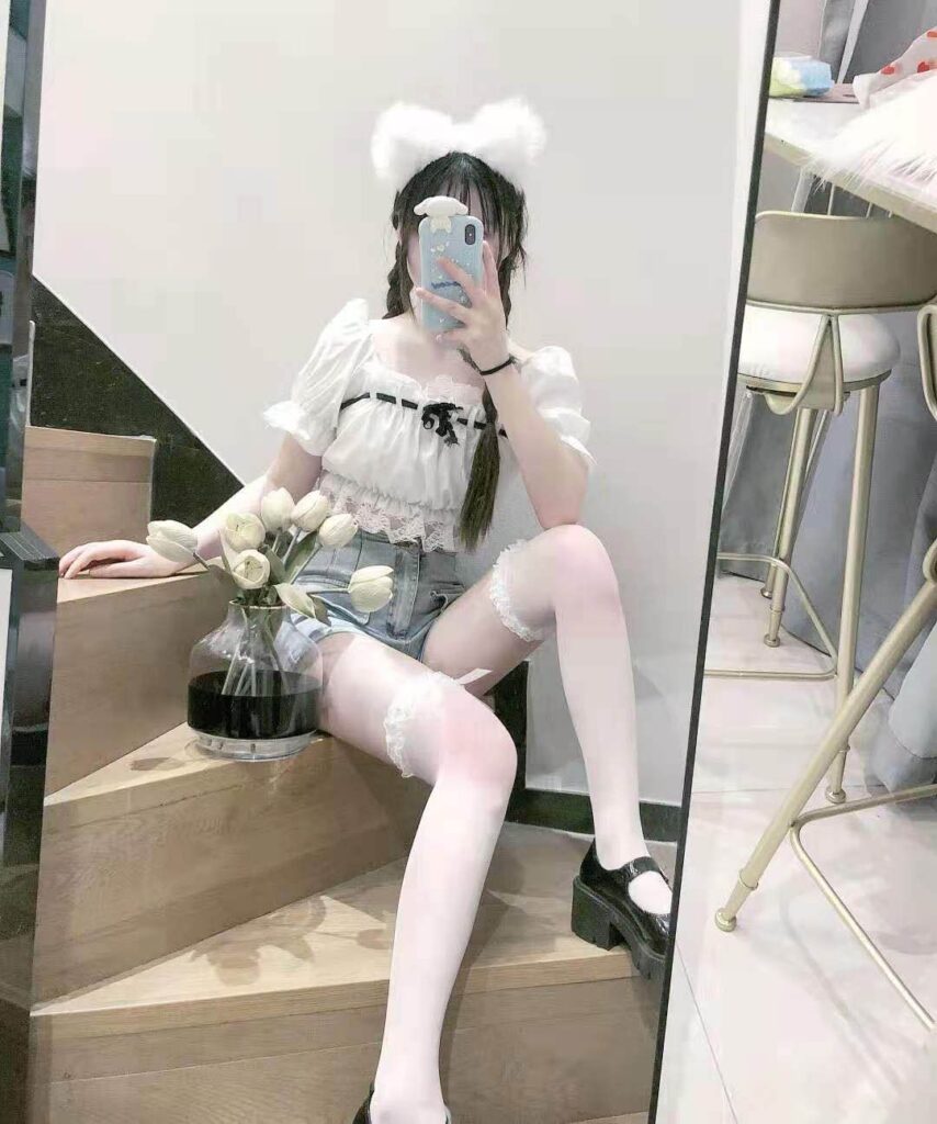 北京外围 ❤️cosplay洛丽塔。03相关配图