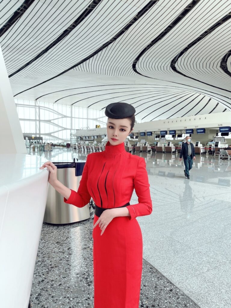 川航空姐相关配图