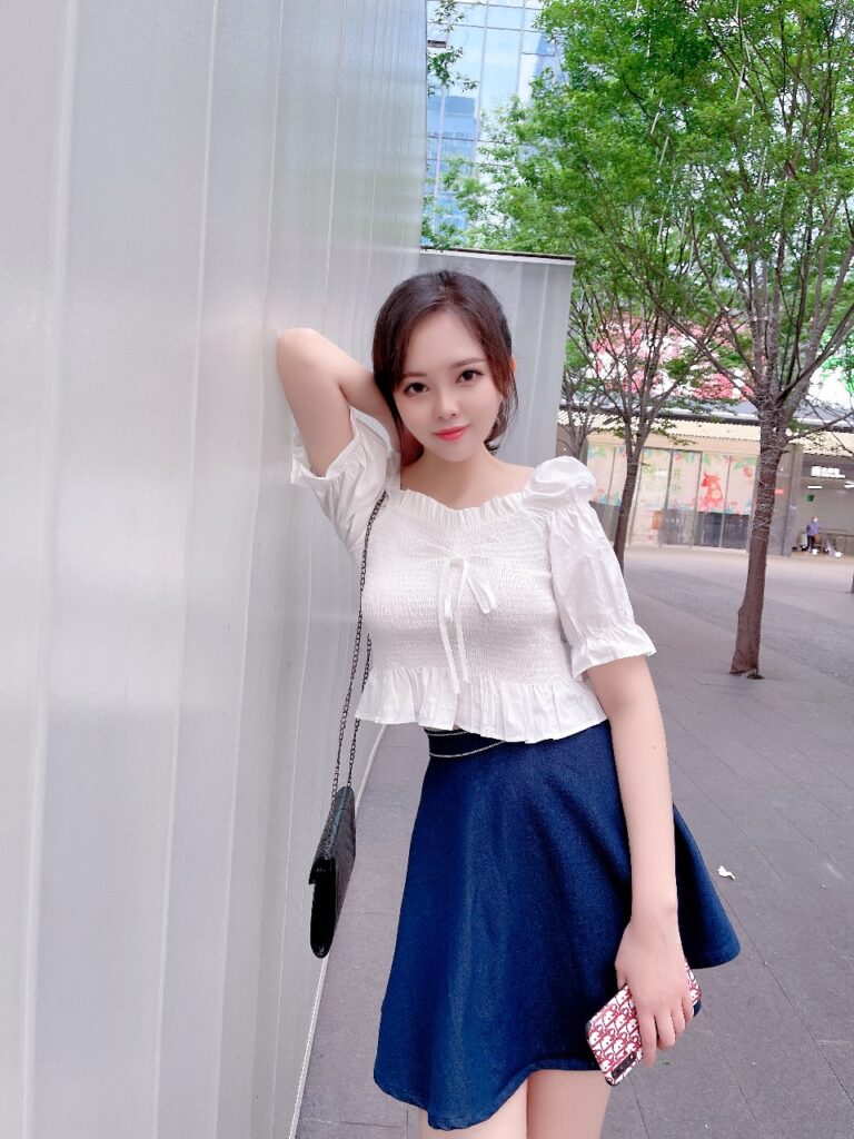 长沙外围纯纯小女友相关配图