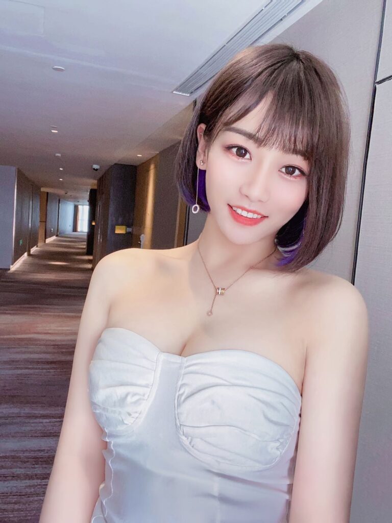 南京外围乖巧大四妹纸可御可萌相关配图