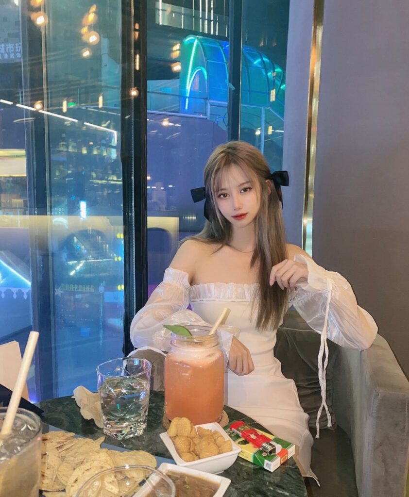 北京外围清纯美少女