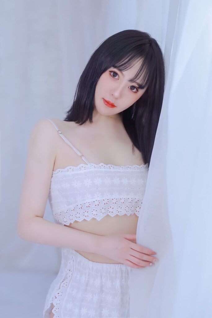 南京新人雪白筷子腿相关配图