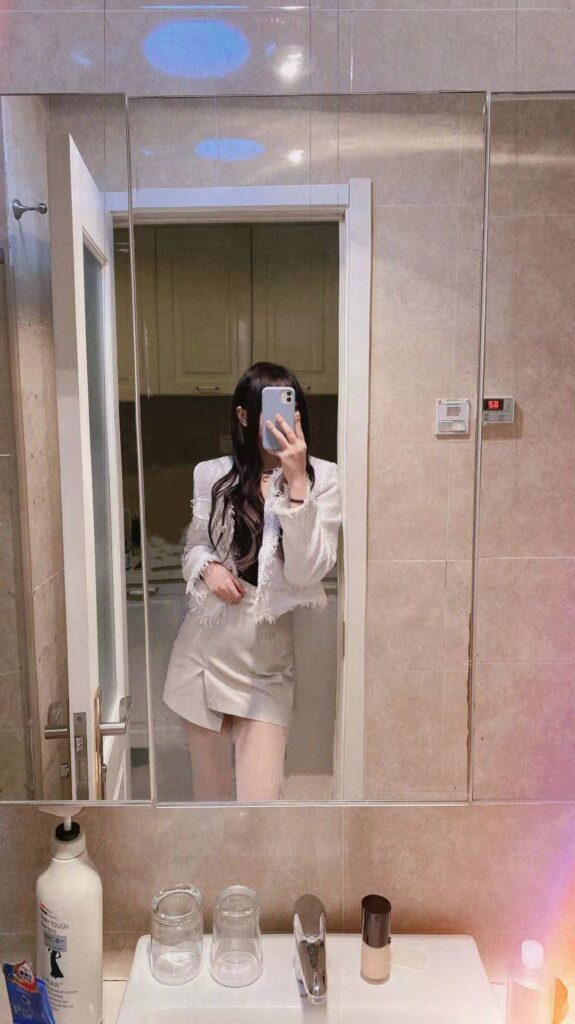 杭州外围小巧苗条妹纸相关配图