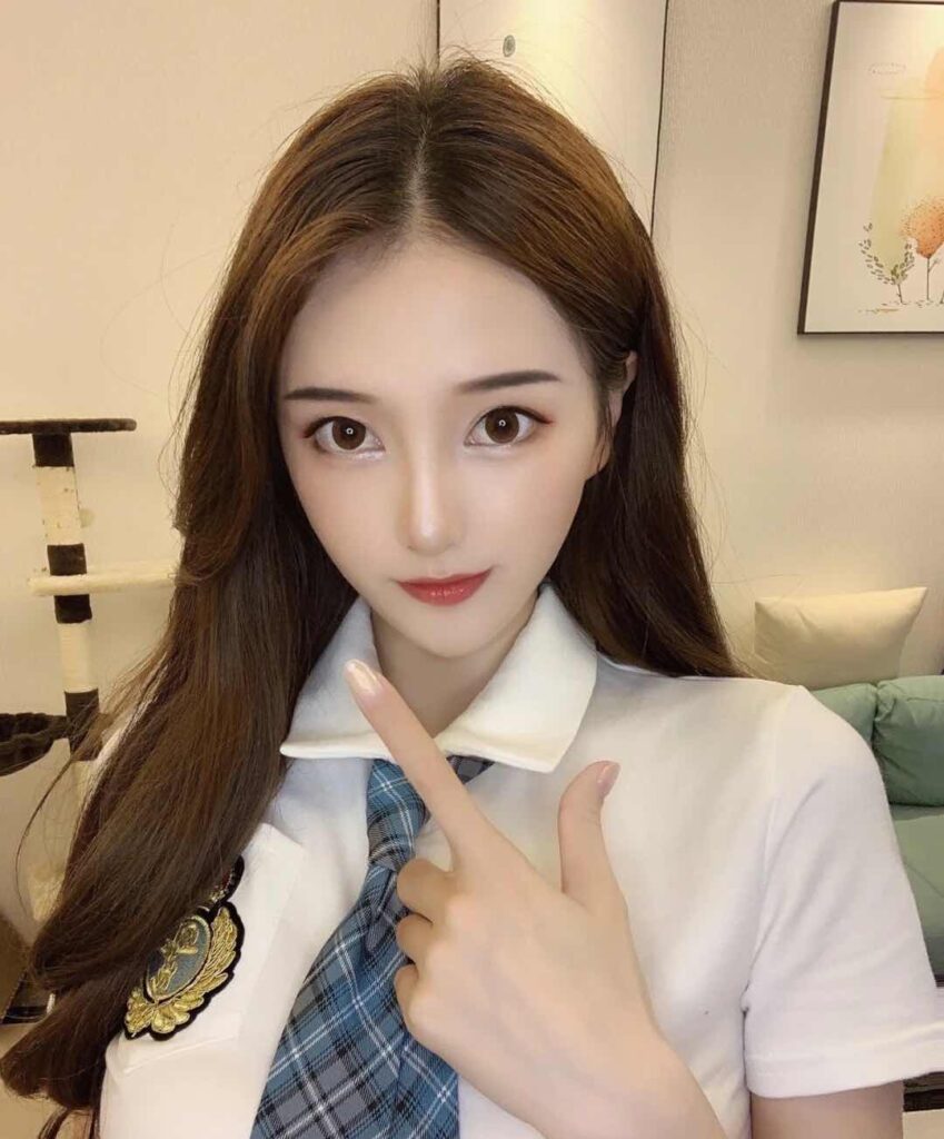 深圳外围气质美女相关配图