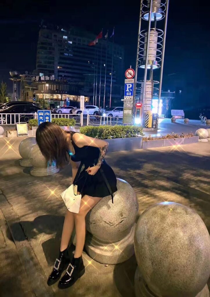 深圳外围精致小网红相关配图