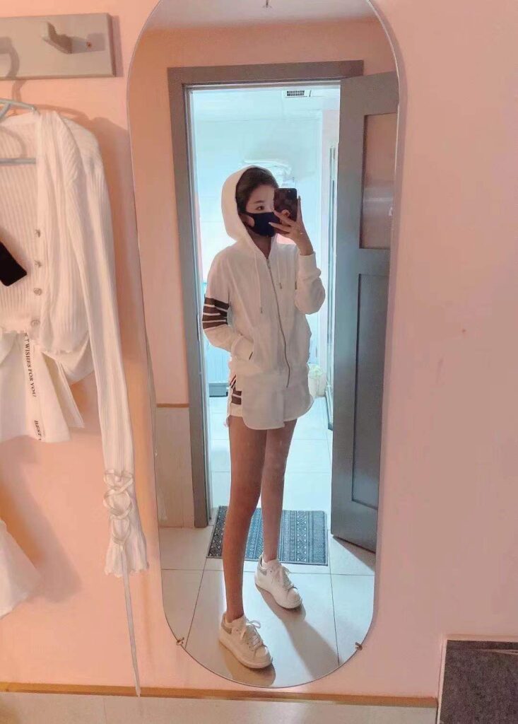 苏州外围纯兼职妹妹相关配图