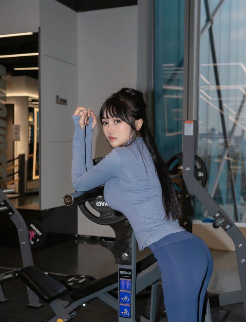 厦门外围健身女孩相关配图