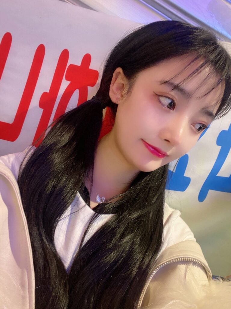 上海03年零整容天然嫩妹