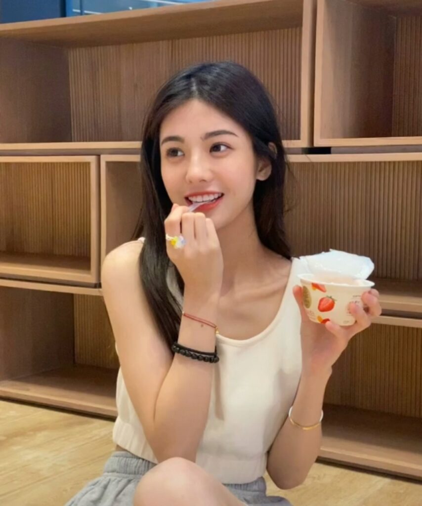 北京韩范潮人小女友相关配图