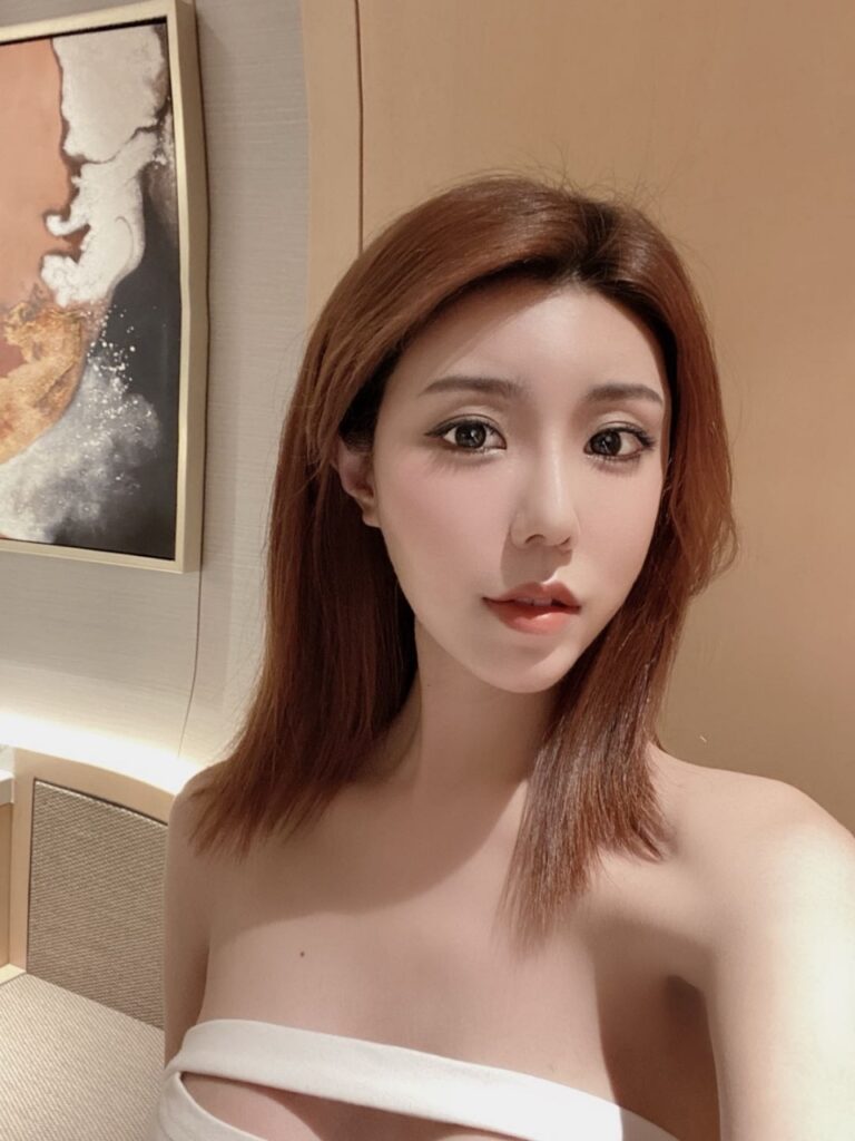 三亚李欣怡大三学妹相关配图