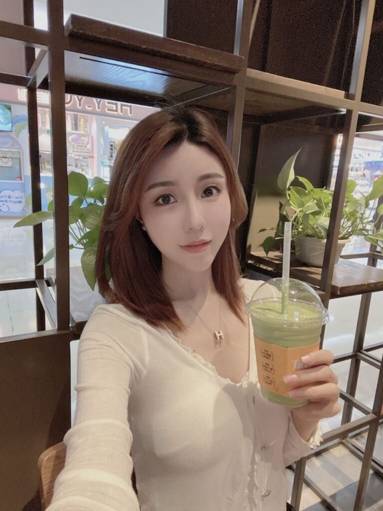三亚李欣怡大三学妹相关配图