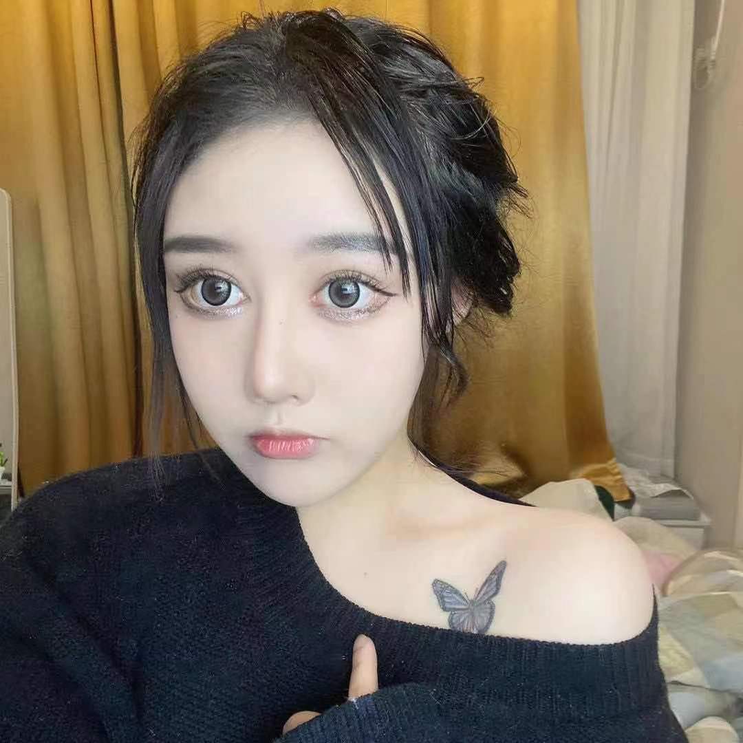 大连外围奶油萝莉娇小可爱
