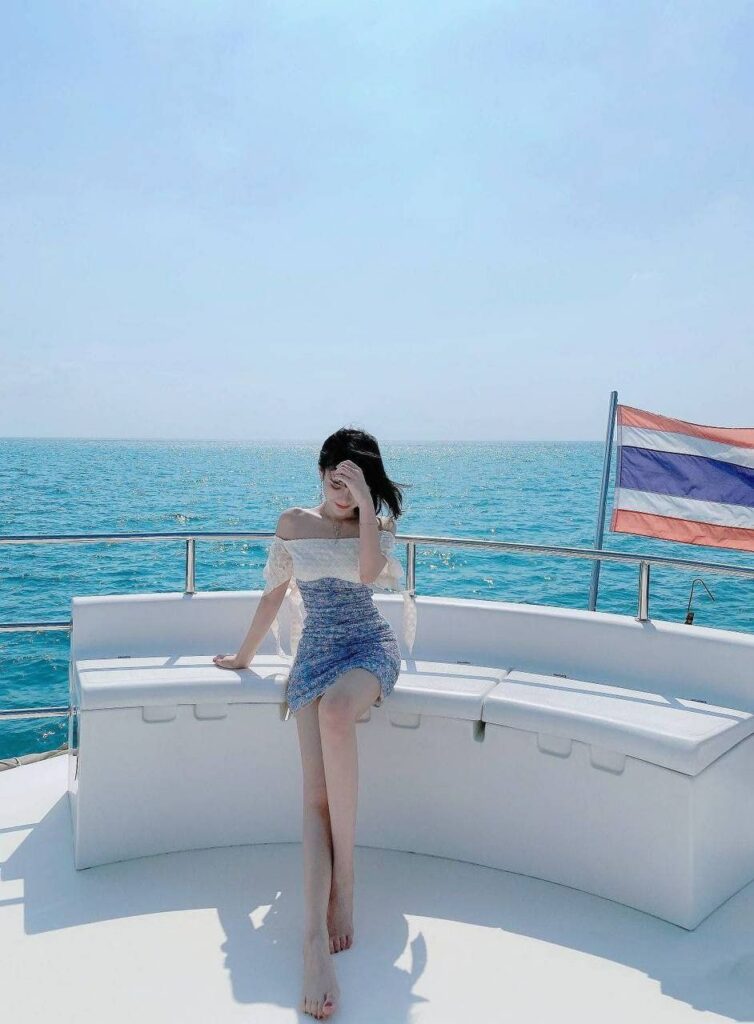 上海短发甜美girl相关配图