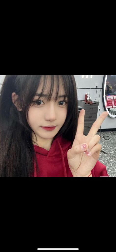 广州外围03年小学妹相关配图