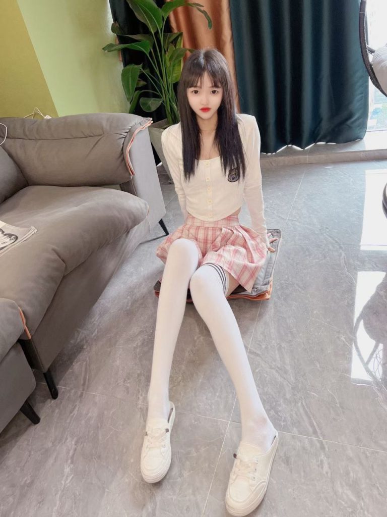 广州外围学妹依依相关配图