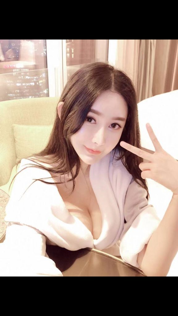 天津外围混血儿圆圆相关配图
