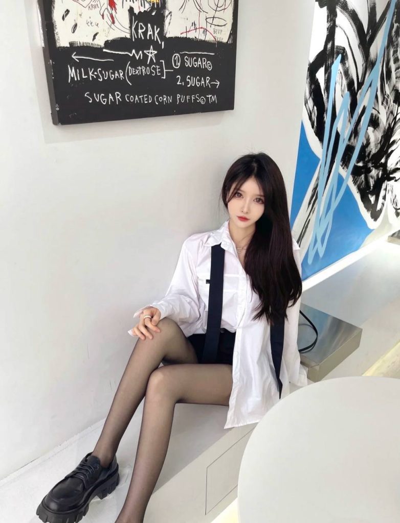 合肥外围02新人童颜美女相关配图