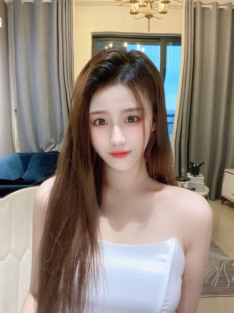 广州外围 皮肤雪白嫩滑 A4腰🥢🦵🏻长相甜美相关配图