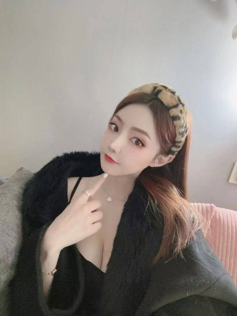 无锡外围 新人 猫系女友 刚下水相关配图