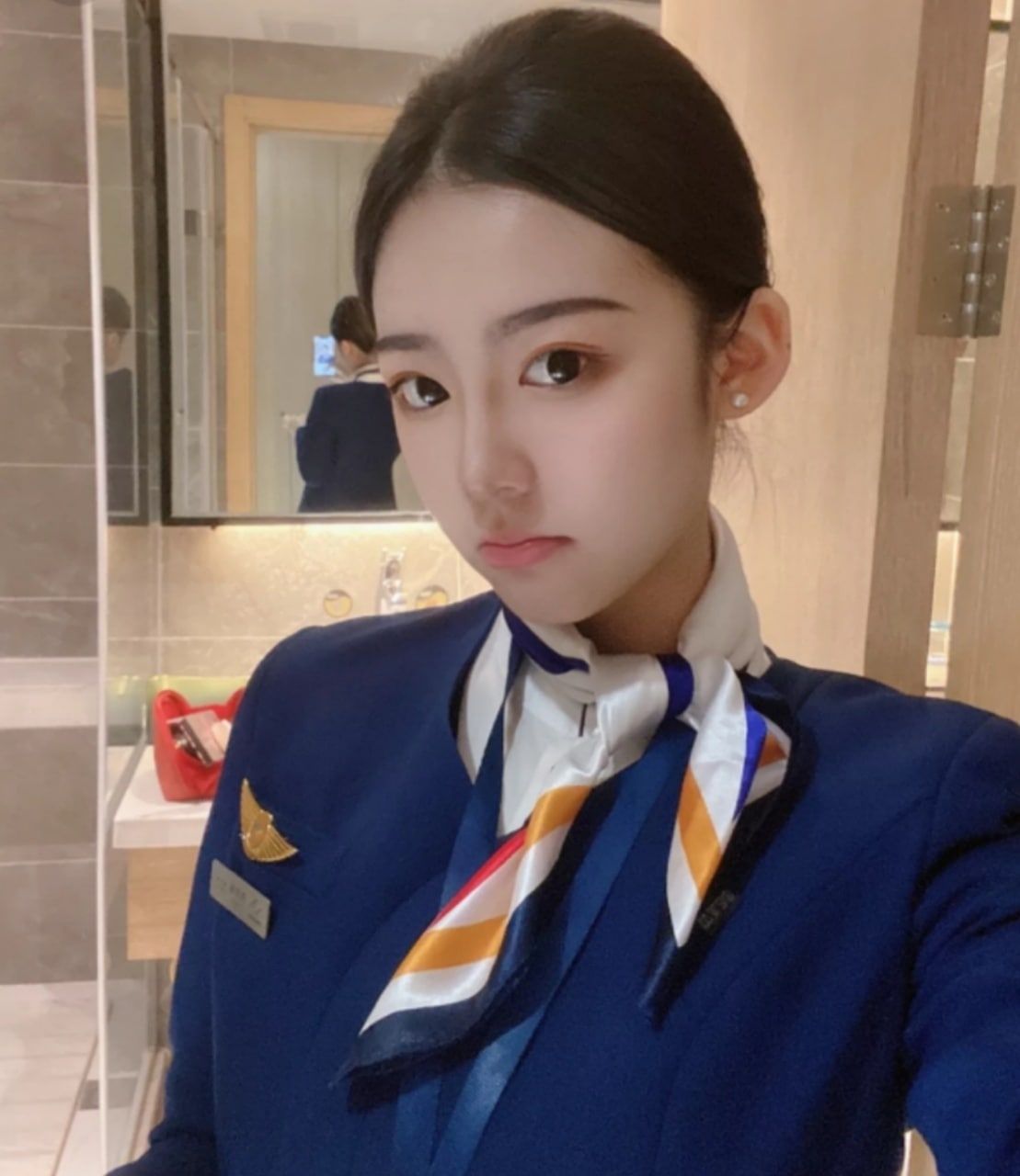 深圳外围 气质女神 00年圆嫩粉 很纯很可爱