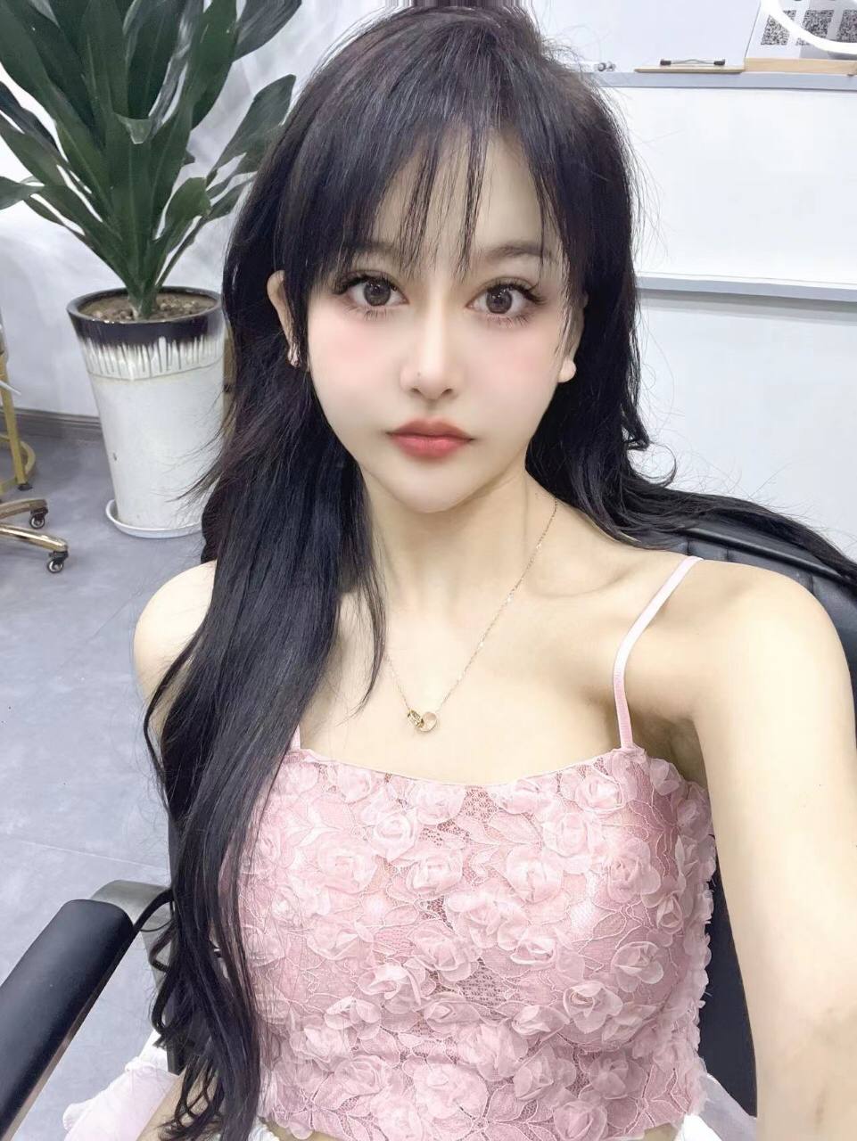 厦门外围 天然无整 皮膚水嫩透明