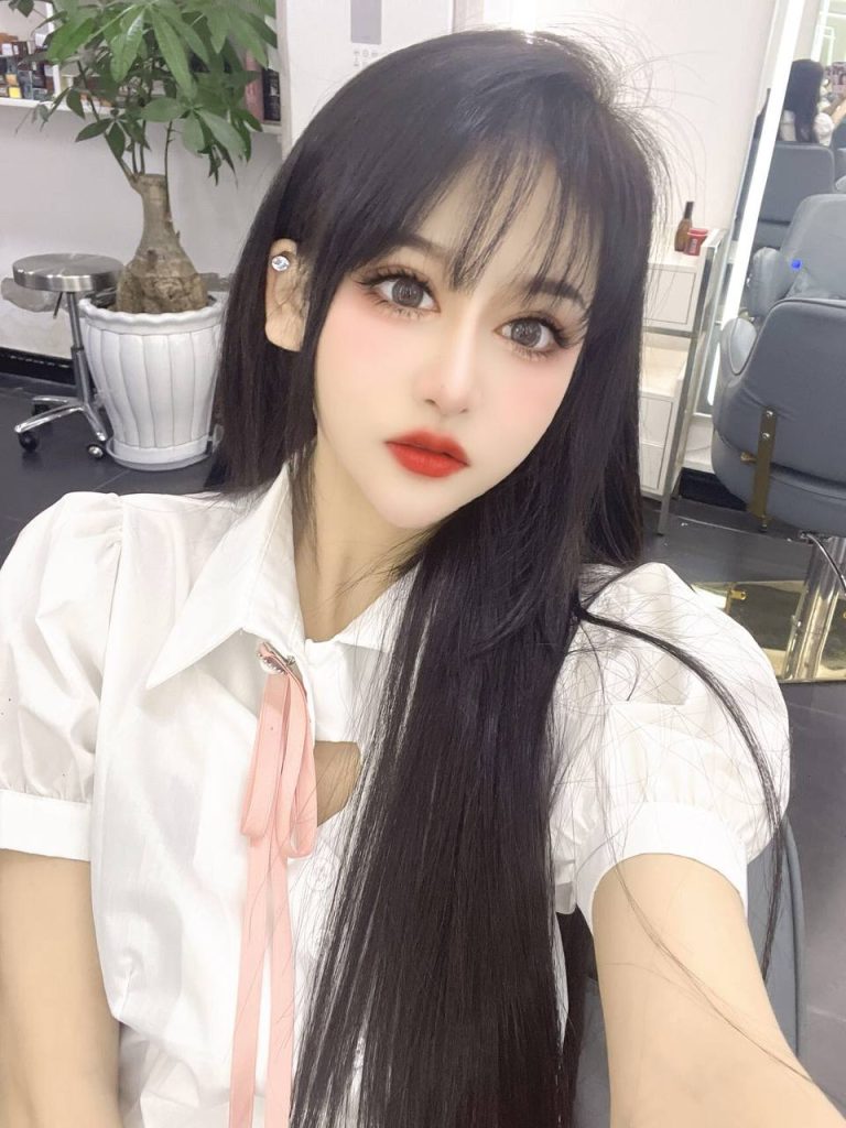 厦门外围 04在校生 小蛮腰 筷子腿相关配图