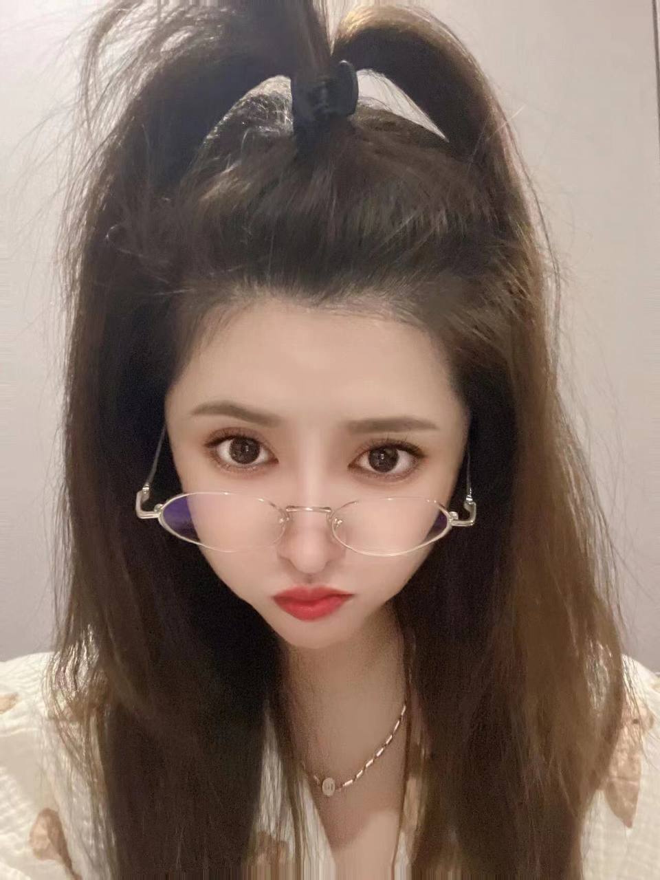厦门外围 天然纯白 可爱娃娃脸身材完美