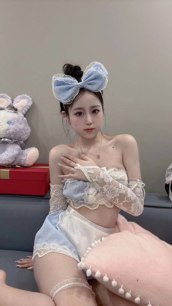 上海外围 温顺乖巧 听话懂事• 纯欲系女友相关配图