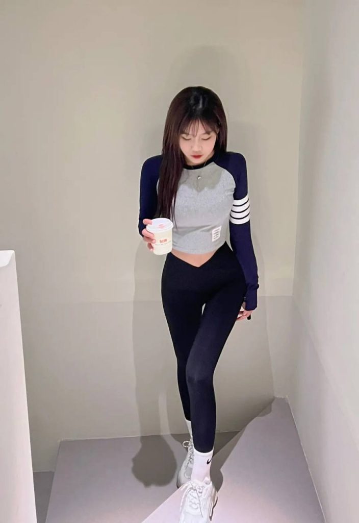 宁波外围 170d 传媒大学学妹兼职 长相甜美相关配图
