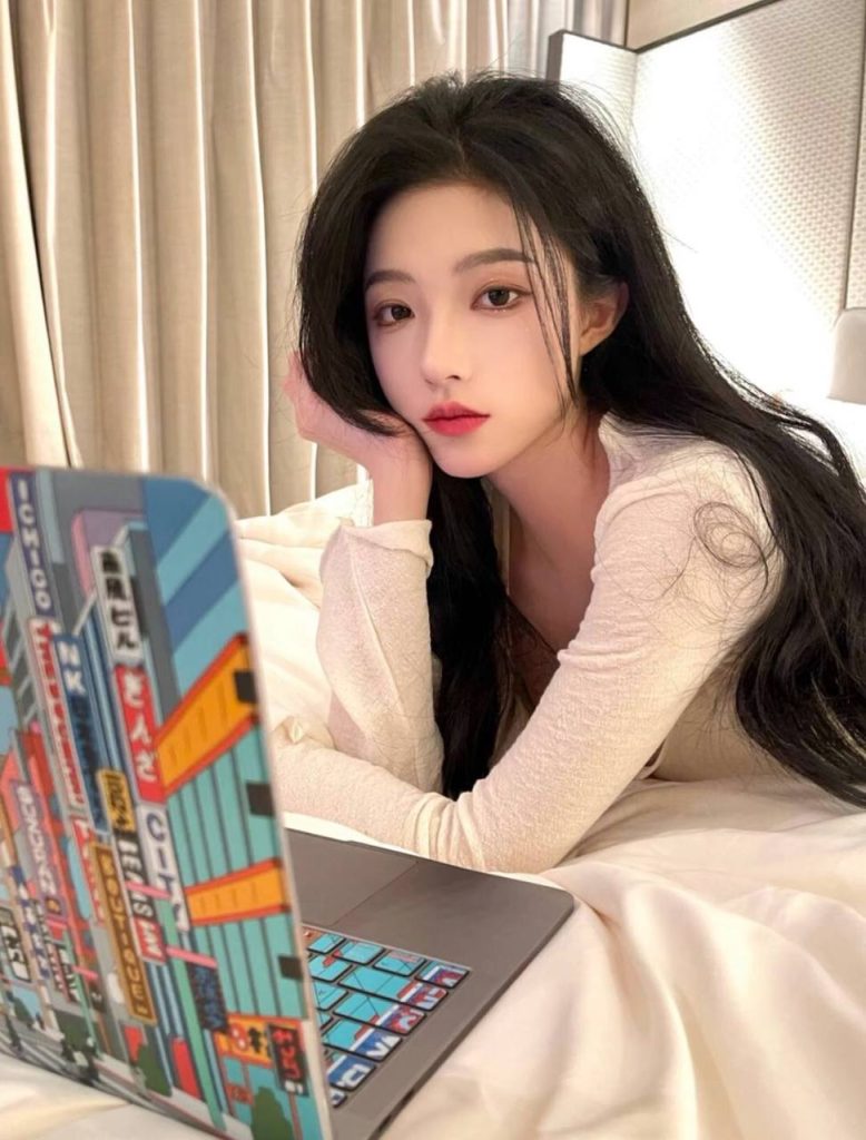 南昌外围 极品新疆美女173 c 超级气质 可盐可甜相关配图