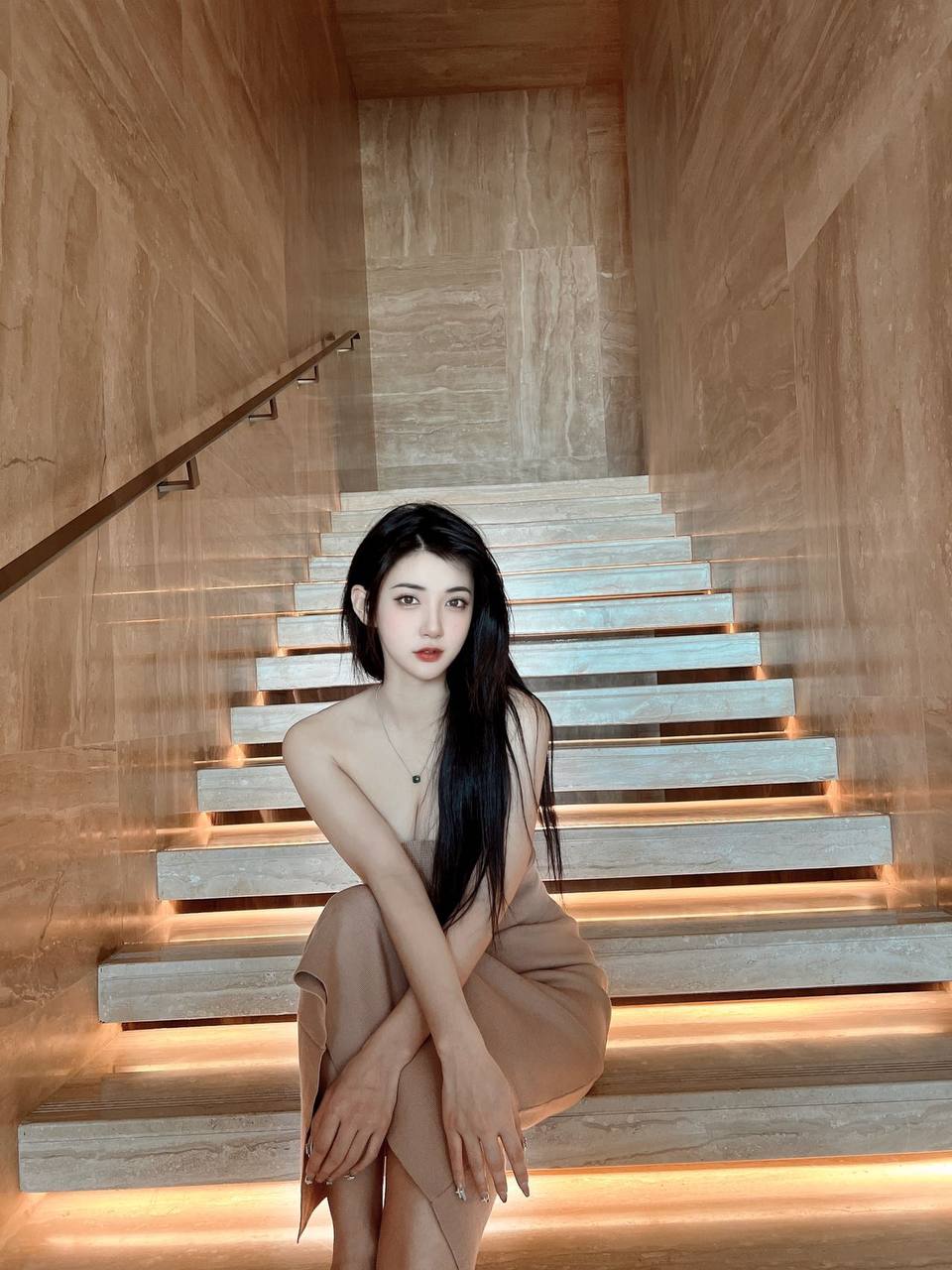 深圳外围 身材高挑 细腰翘臀  💎气质超棒