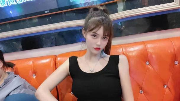 郑州外围 00年在校生 168 身材好皮肤白相关配图