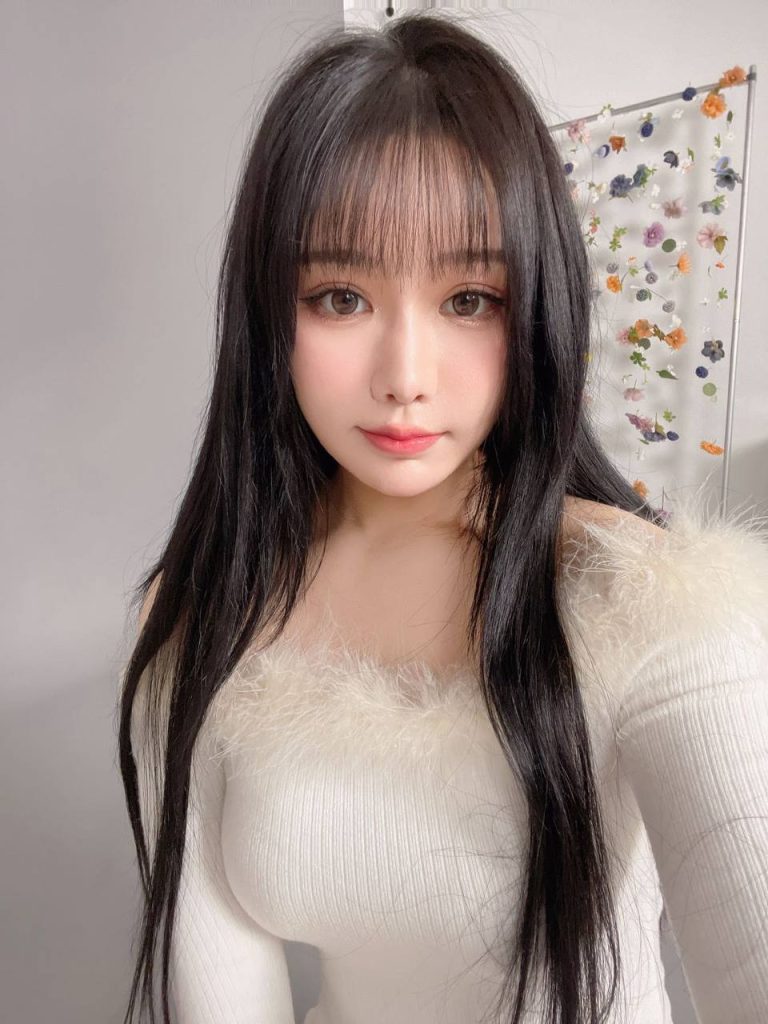 天津外围 极品小纯 温柔如水✔筷子腿✔小蛮腰   相关配图