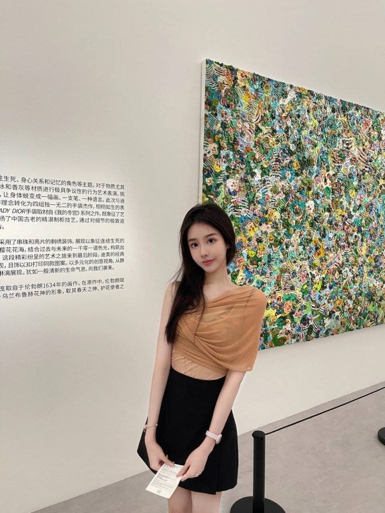 天津外围 甜美系天使面孔魔鬼身材，外纯内欲相关配图