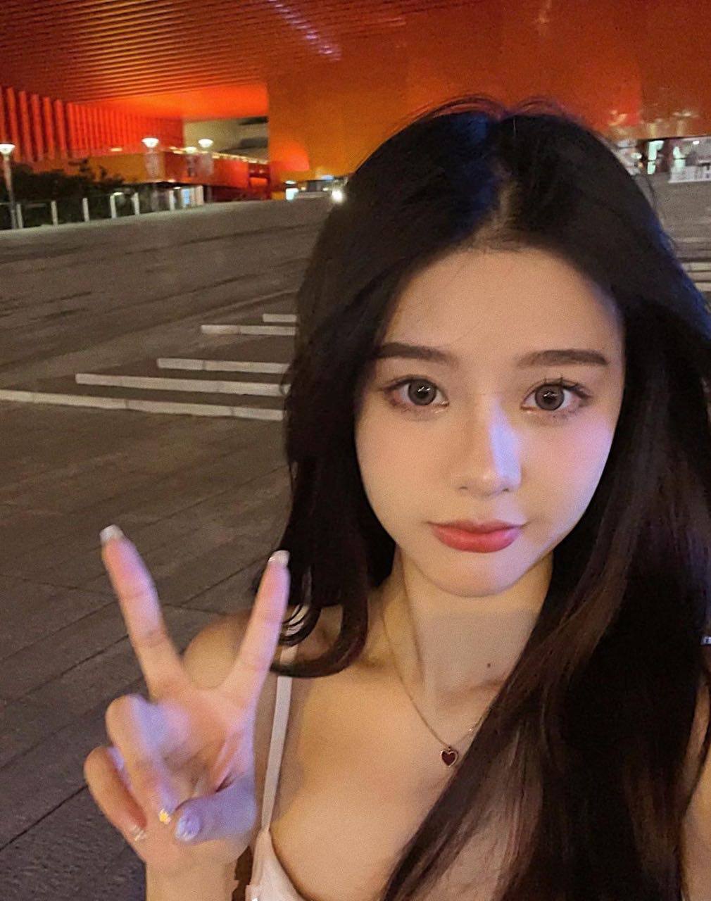 合肥外围 00后学生 170筷子腿
