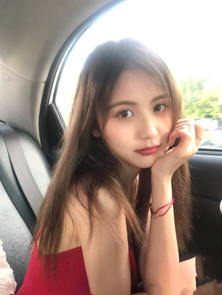 苏州外围 高学历,名媛风前女友的质感相关配图