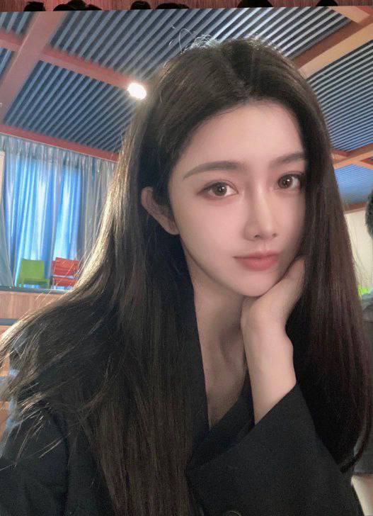 重庆外围 圈外女友气质、可御可甜💗