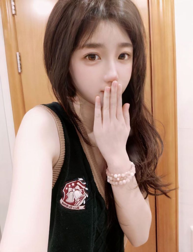 南京外围  05年 💘💘软萌可爱相关配图