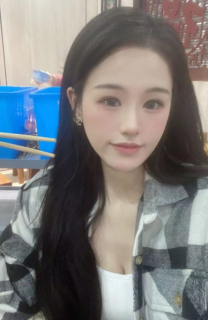 南京外围 海归留学生现舞蹈老师相关配图