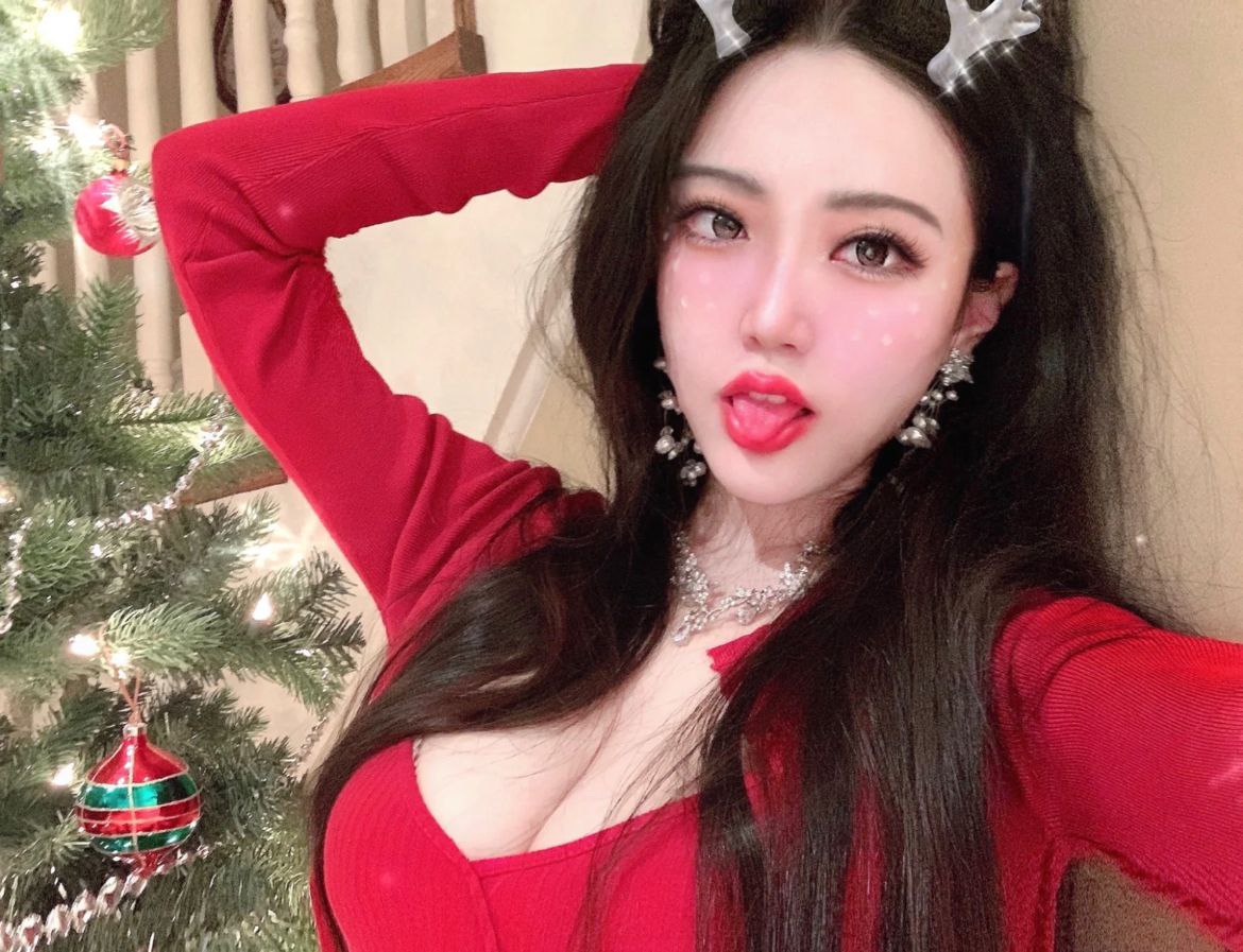 南京外围  清纯可爱🍐肤软体香
