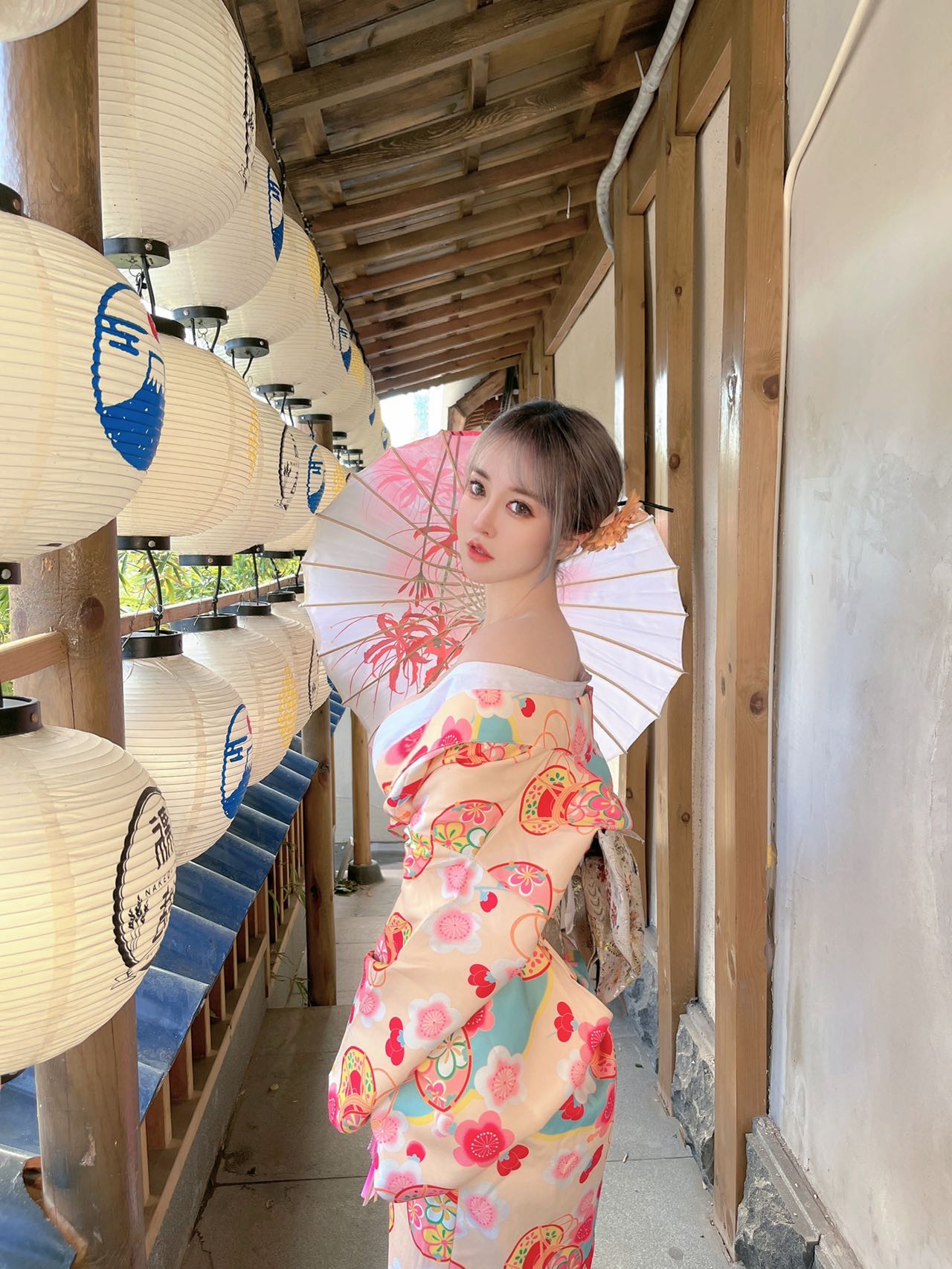 宁波外围 中日混血儿 初恋女友范