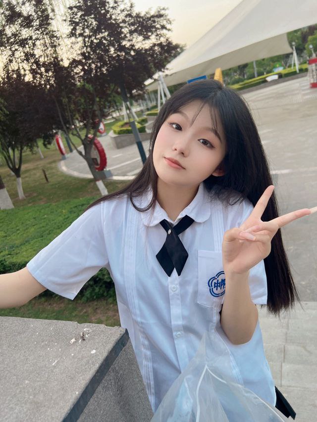 广州外围07萝莉学妹