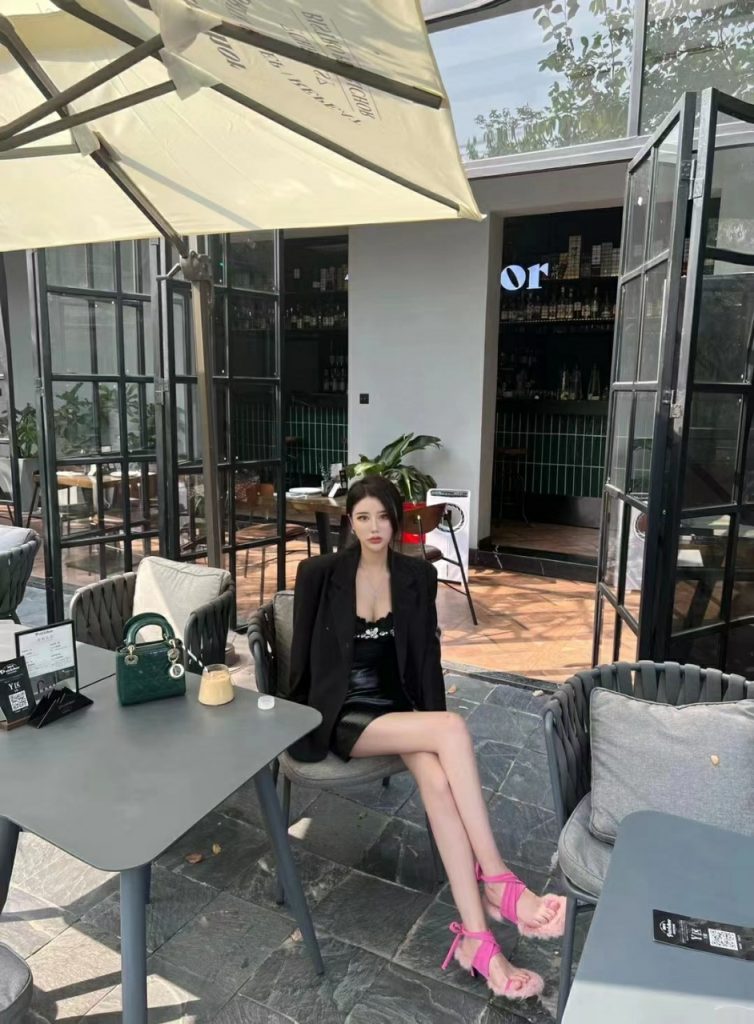 广州外围 网红气质女神范相关配图